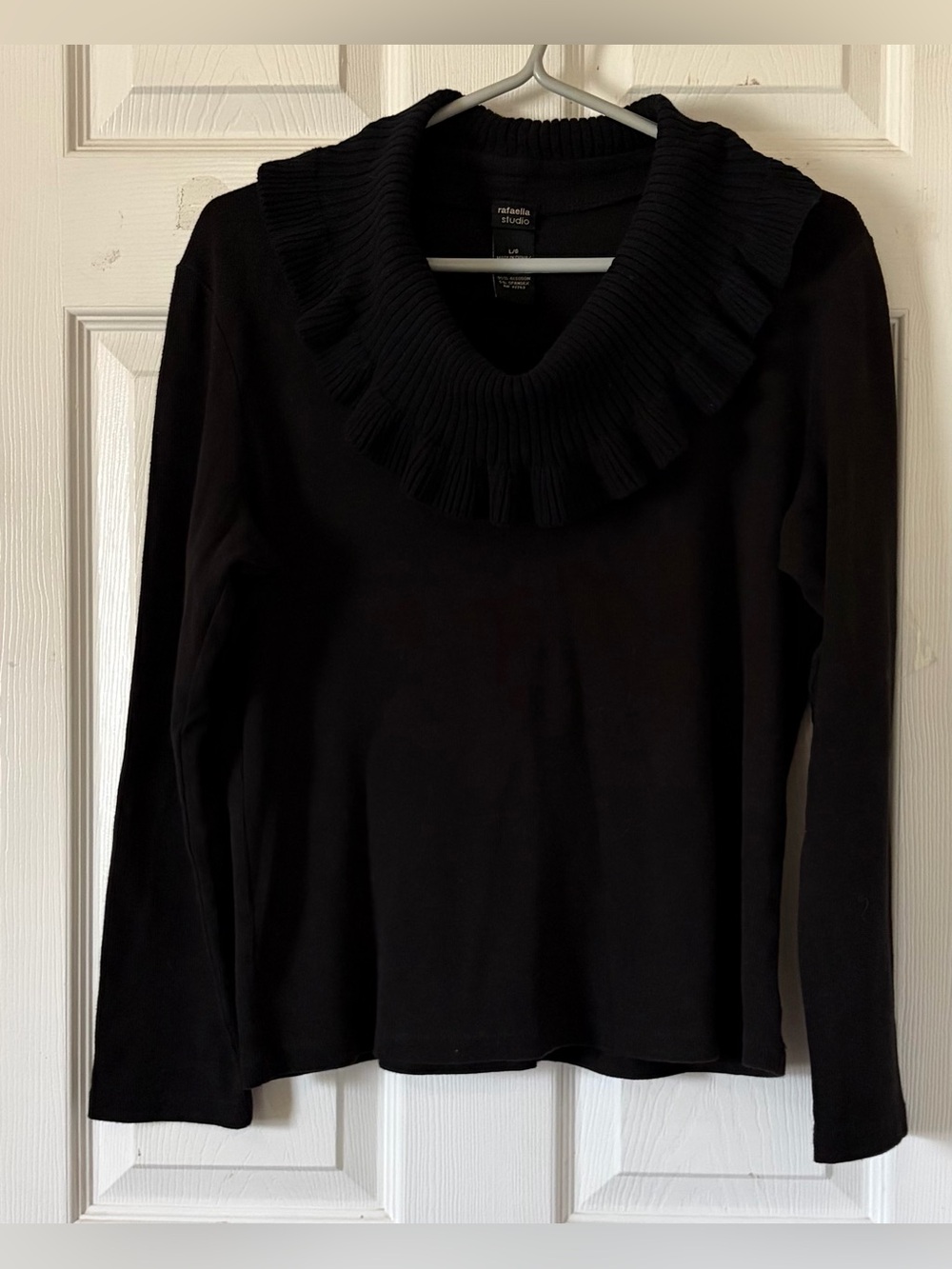 Rafaella Studio Women’s Black Ruffle Cowl Neck Sweater Sz L/G